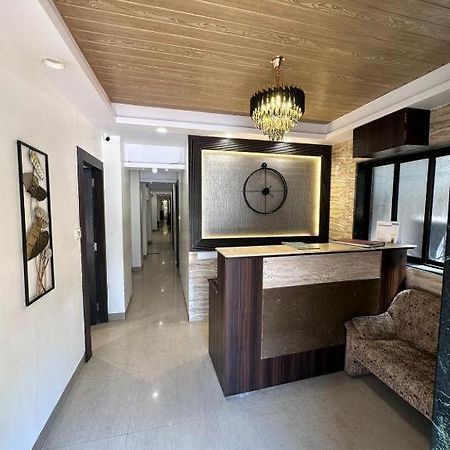 Kalpana Residency - Near Us Embassy Ξενοδοχείο Βομβάη Εξωτερικό φωτογραφία