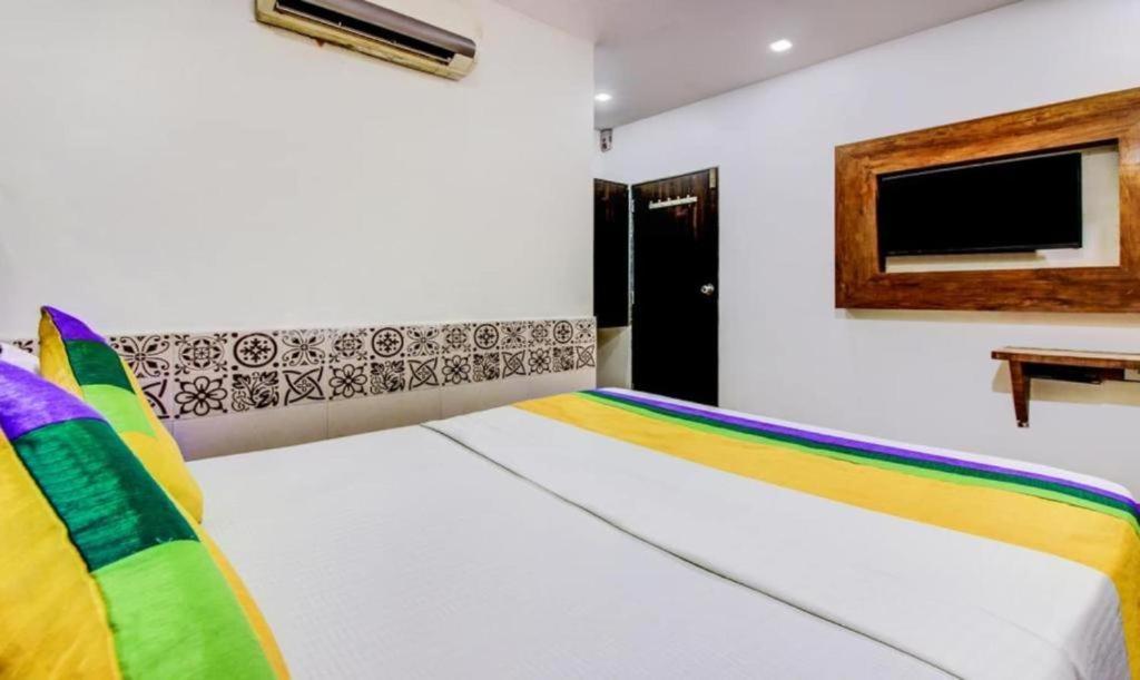 Kalpana Residency - Near Us Embassy Ξενοδοχείο Βομβάη Εξωτερικό φωτογραφία